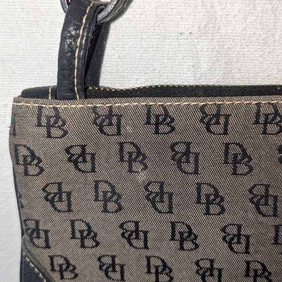 Vintage Dooney and Bourke Black Leather Gray Canvas Crossbody/Wristlet Bag - Picture 9 of 10